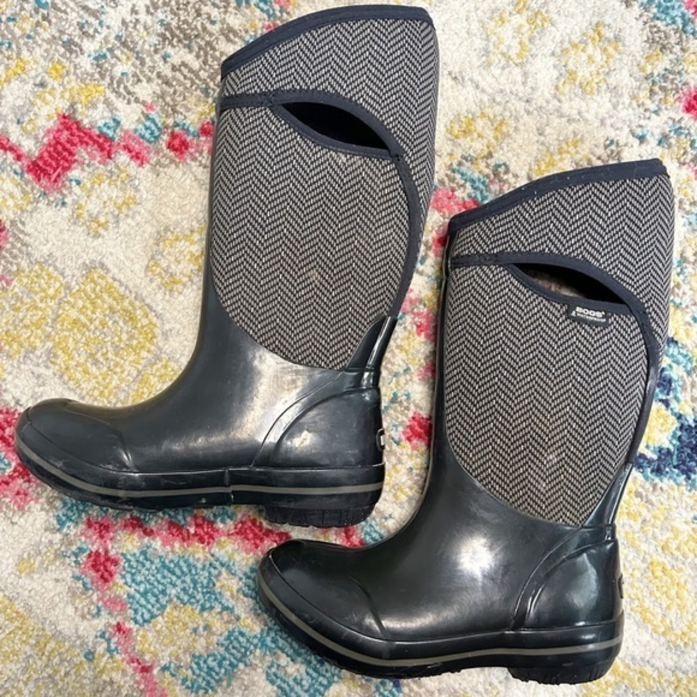 Bogs Plimsoll Herringbone Tall Rubber Rain Boots Womens Size 6 EU 37 Black Olive